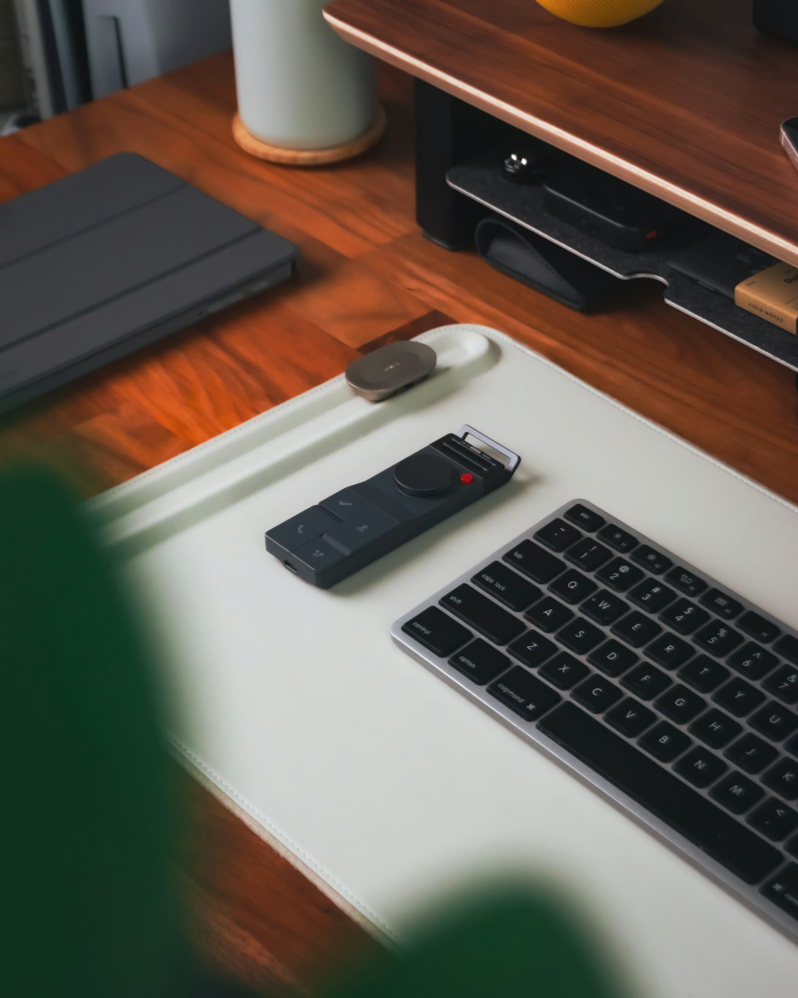 USB-C Cables Explained (Data Transfer Speeds, Power Delivery, Thunderbolt 4 and 5) 10 Modern workspace with laptop and tech accessories illustrating USB-C connectivity setup