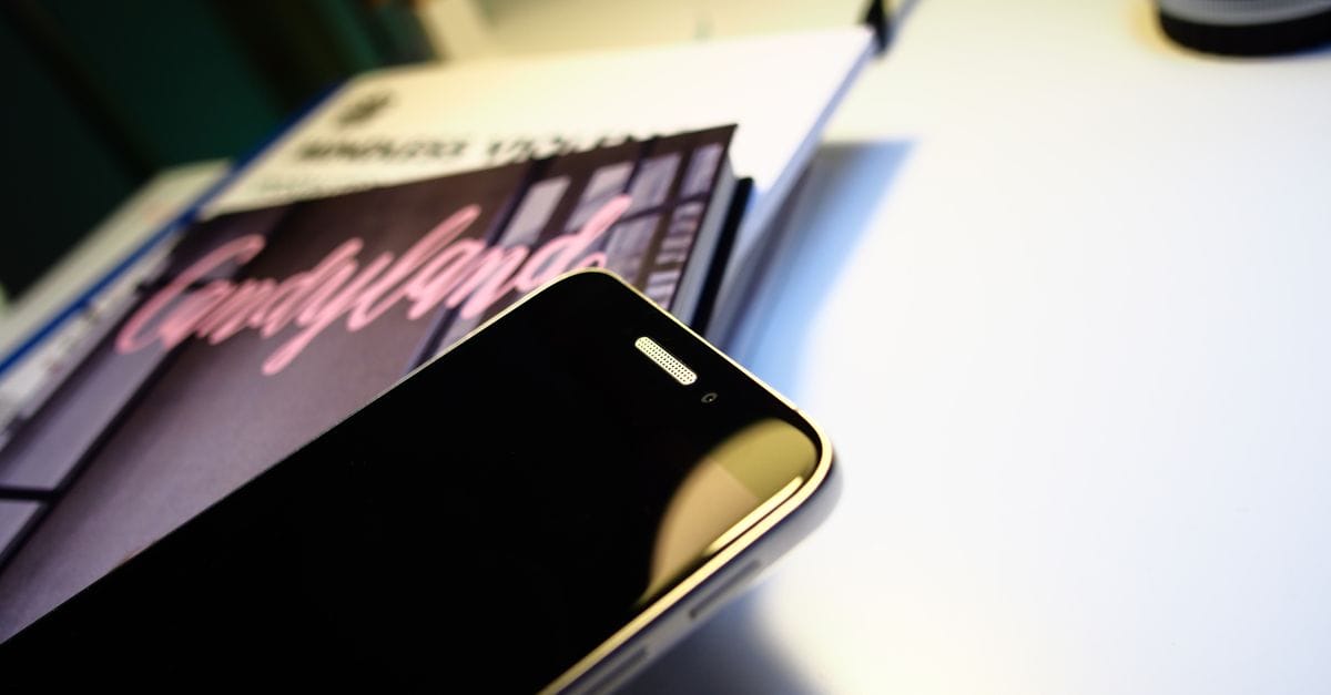How Long Do Smartphones Actually Last?
